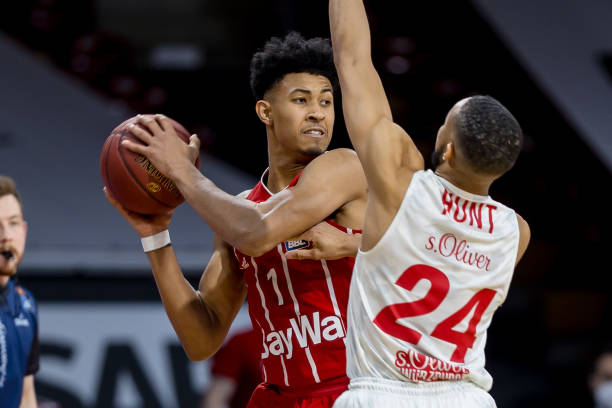 球竞赛中占 球竞赛中占